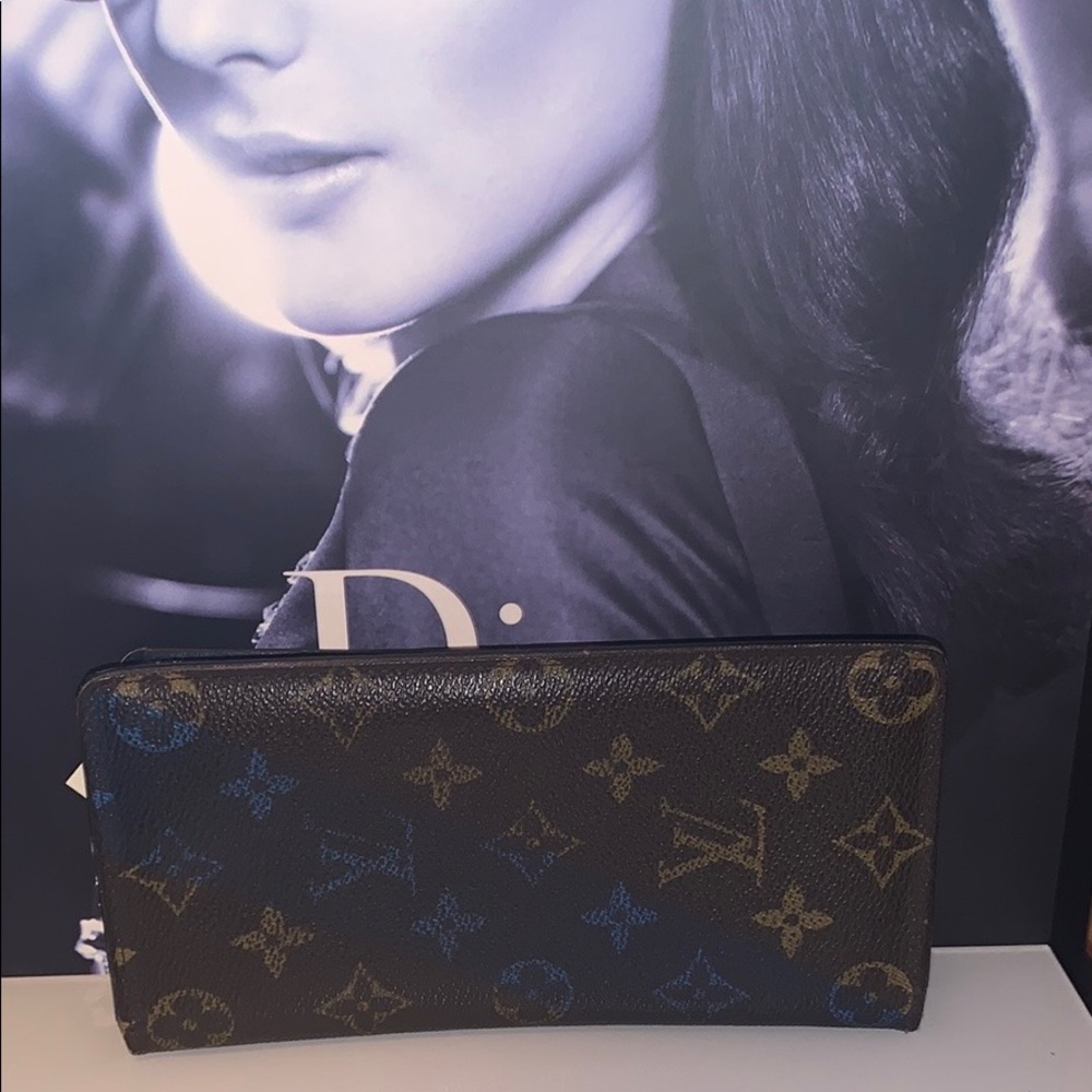 Louis Vuitton Porutofoiyu‎ Brotha Monogram V wallet